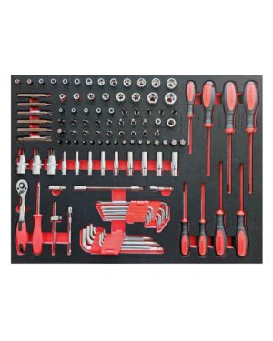 Verktygssats 275 delar är en omfattande verktygssats snyggt arrangerad på en svart skumbricka, med skruvmejslar med röda handtag, hylsor, skiftnycklar och spärrverktyg. Varje verktyg är organiserat efter typ och storlek i tydligt definierade platser.
