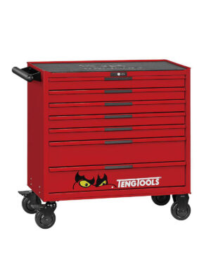 Verktygsvagn 7 lådor TengTools TSW37R7 är en röd rullande verktygslåda med sju lådor, svarta handtag, länkhjul och en tryckt logotyp med ett tecknat öga på den nedre lådan.